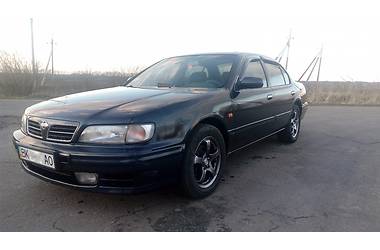 Седан Nissan Maxima 1999 в Ровно