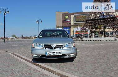 Седан Nissan Maxima 2002 в Харькове