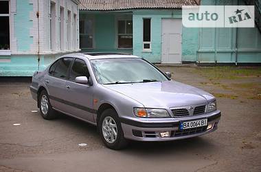 Седан Nissan Maxima 1996 в Знаменке