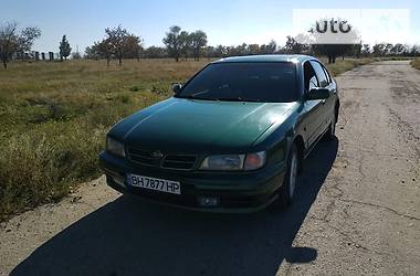 Седан Nissan Maxima 1997 в Херсоне