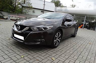 Седан Nissan Maxima 2016 в Днепре