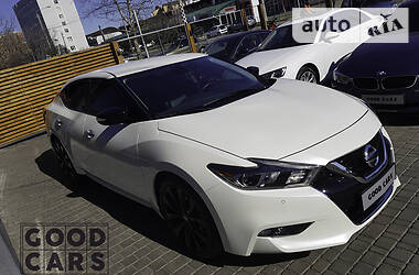 Седан Nissan Maxima 2017 в 