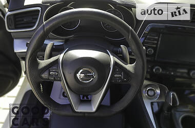 Седан Nissan Maxima 2017 в 