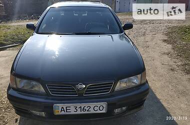 Седан Nissan Maxima 1998 в Синельниковому