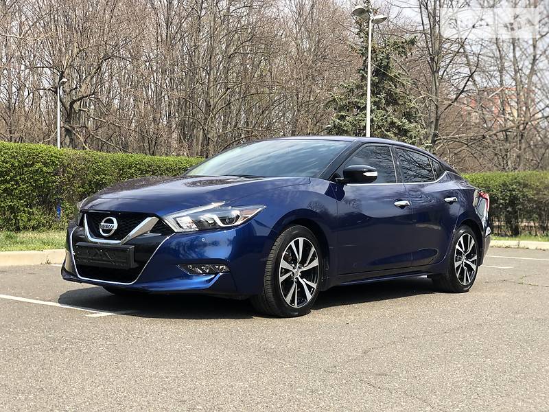 Седан Nissan Maxima 2018 в Одесі