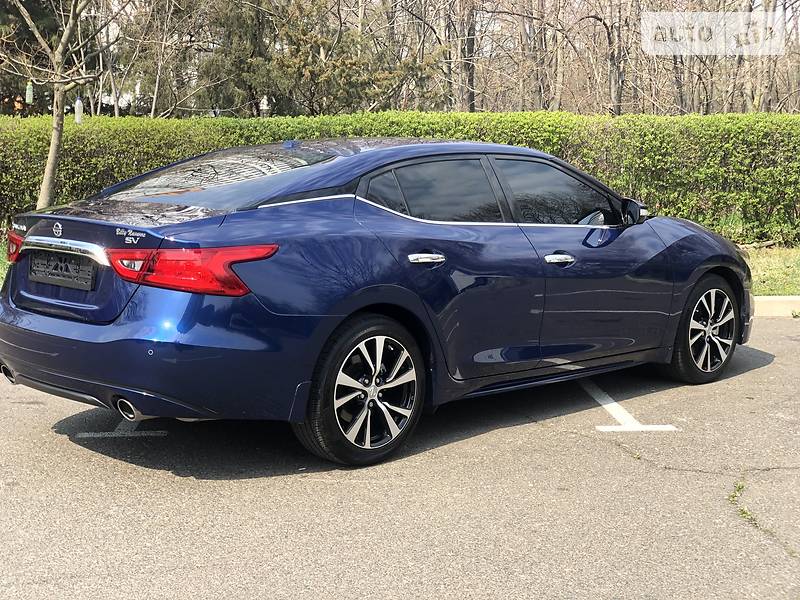 Седан Nissan Maxima 2018 в Одесі
