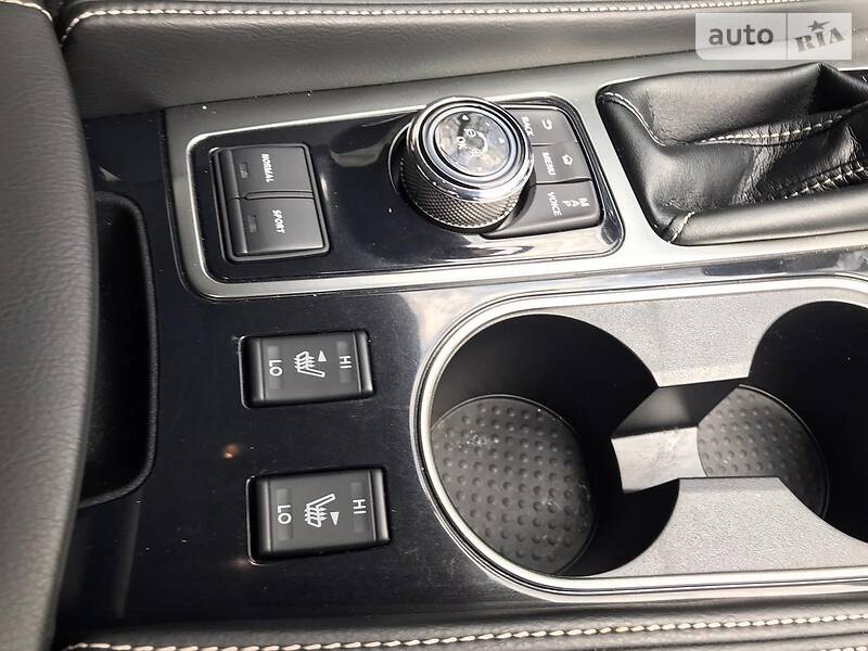 Седан Nissan Maxima 2018 в Одесі