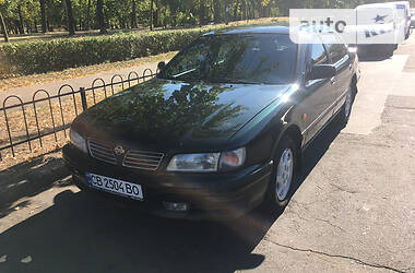 Седан Nissan Maxima 1997 в Киеве