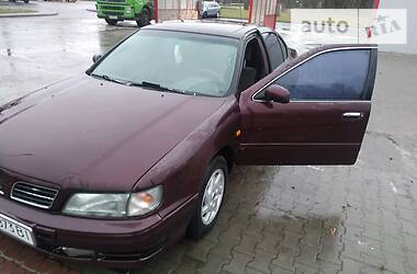 Седан Nissan Maxima 1998 в Луцке