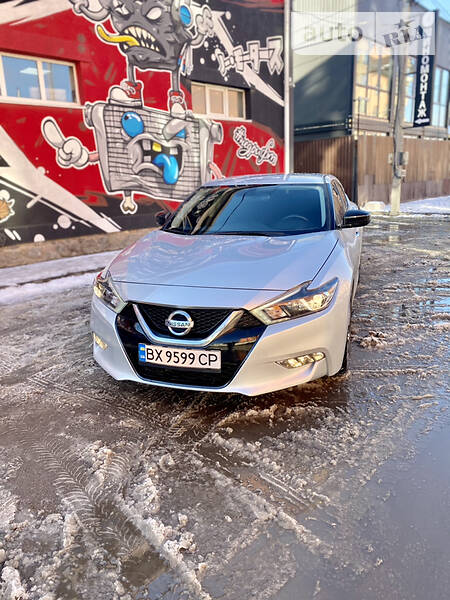 Седан Nissan Maxima 2018 в Києві