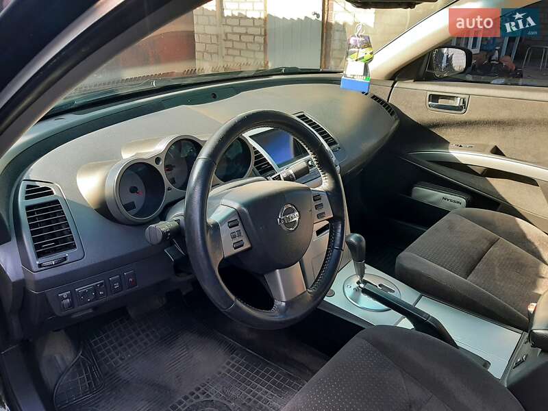 Седан Nissan Maxima 2005 в Кривом Роге