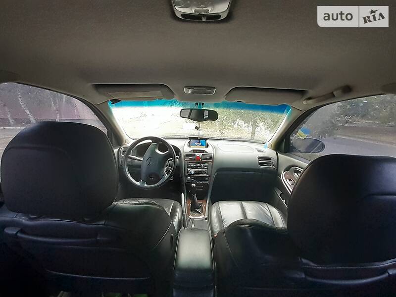 Седан Nissan Maxima 2000 в Днепре
