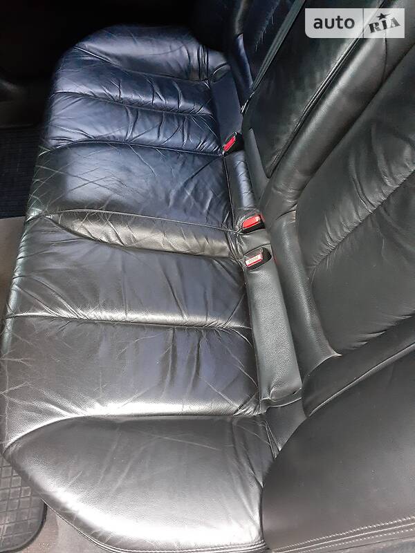 Седан Nissan Maxima 2000 в Днепре