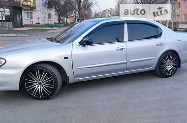 Седан Nissan Maxima 2001 в Києві