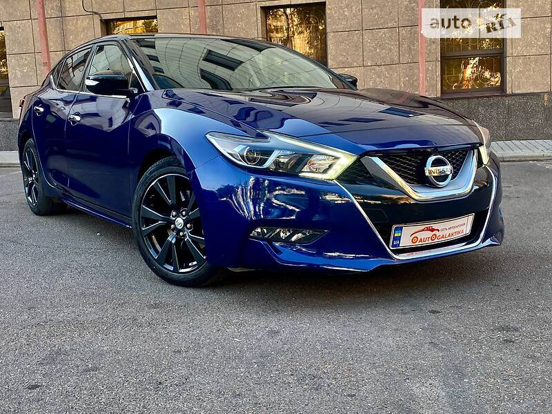 Nissan Maxima