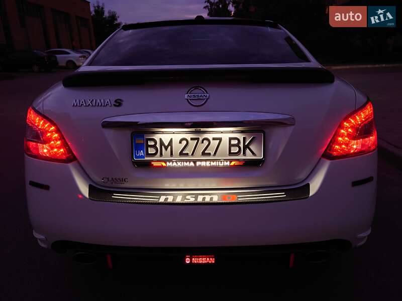 Седан Nissan Maxima 2014 в Полтаві