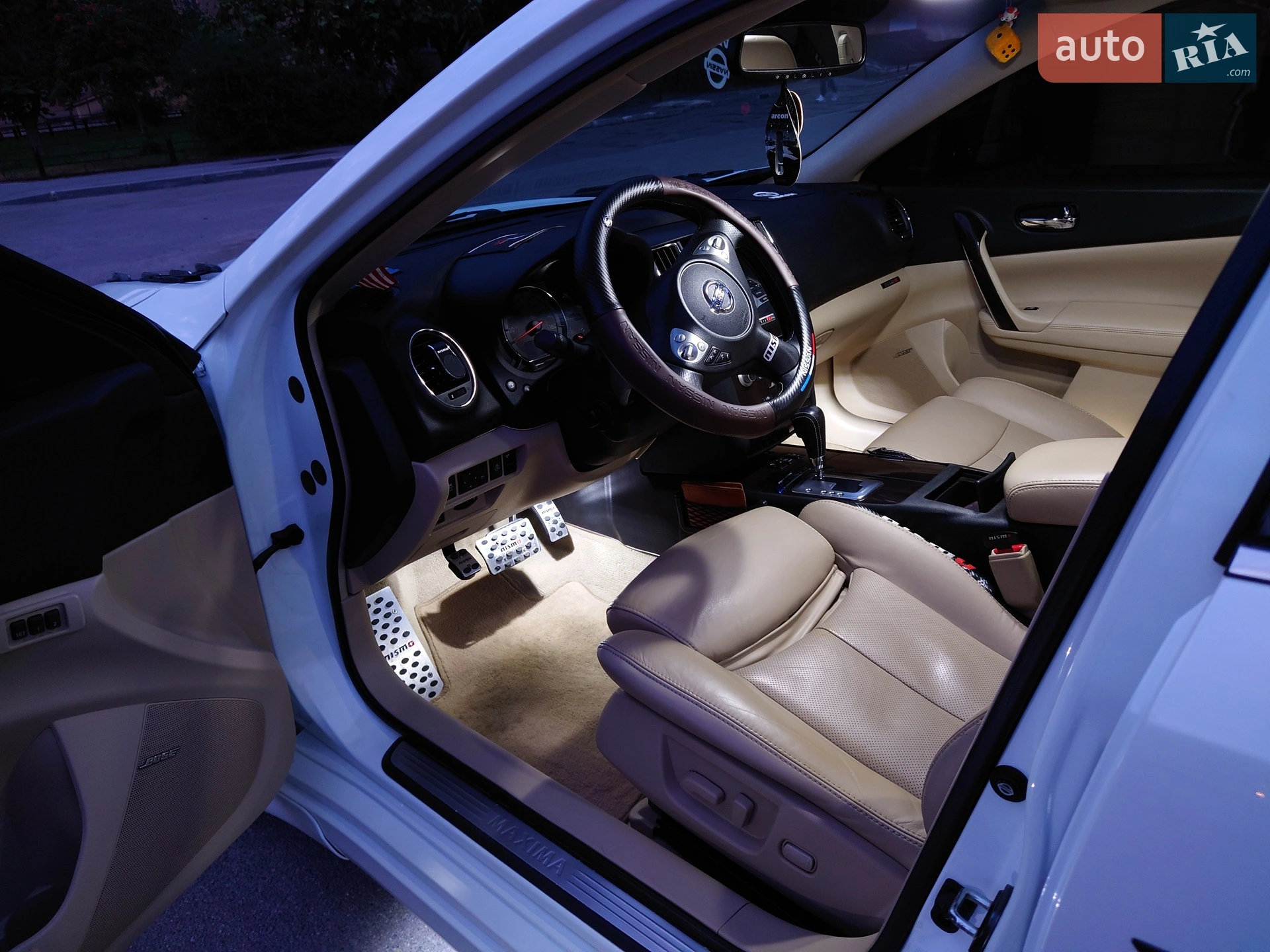 2014 Nissan Maxima - мініатюра 26