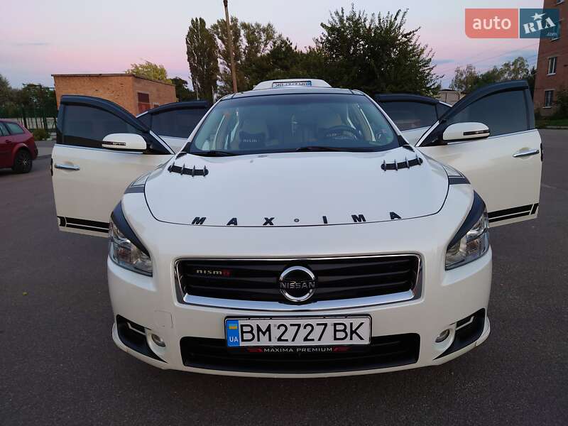 Седан Nissan Maxima 2014 в Полтаві