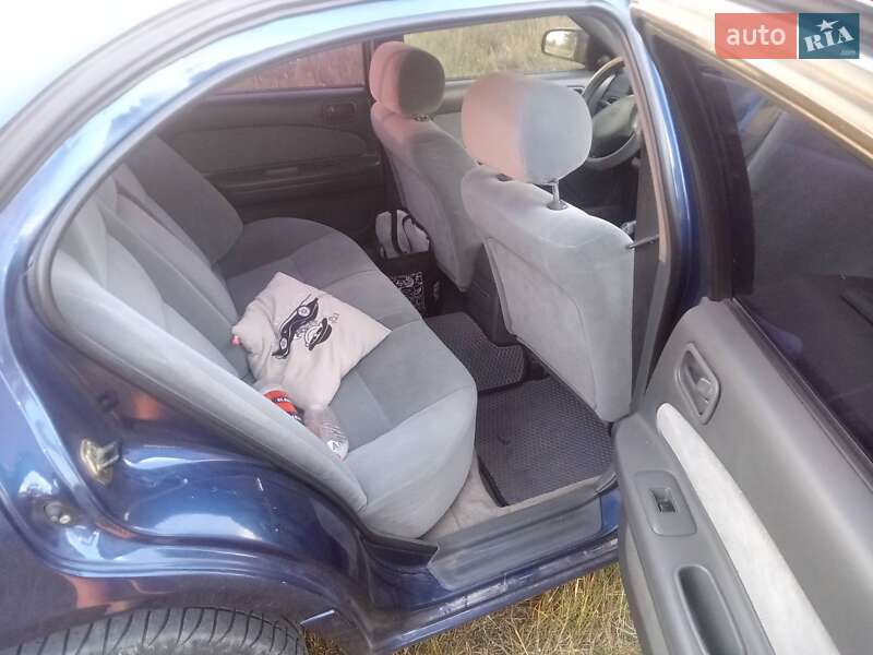 Седан Nissan Maxima 1996 в Каменском фото 9 Седан Nissan Maxima 1996 в Каменском