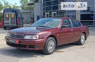 Седан Nissan Maxima 1997 в Харькове