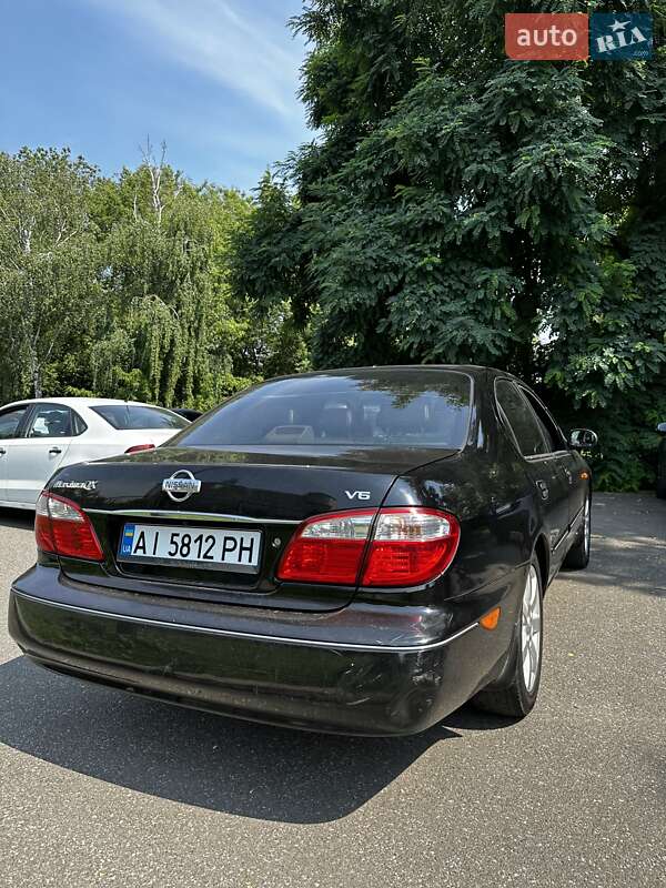Седан Nissan Maxima 2004 в Киеве