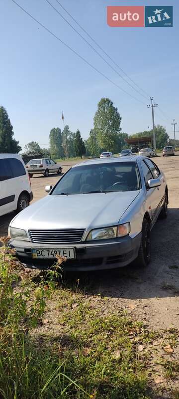 Nissan Maxima 1996