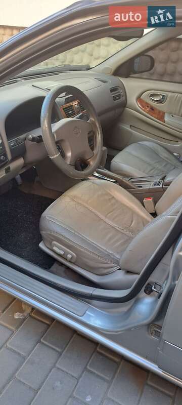 Седан Nissan Maxima 2003 в Николаеве