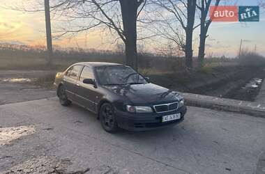 Седан Nissan Maxima 1997 в Дніпрі