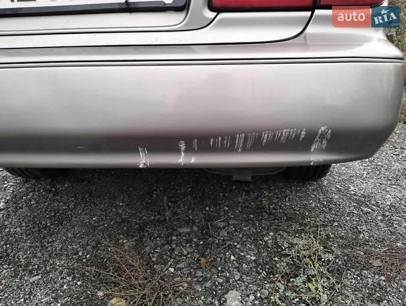 Седан Nissan Maxima 2002 в Новомосковську