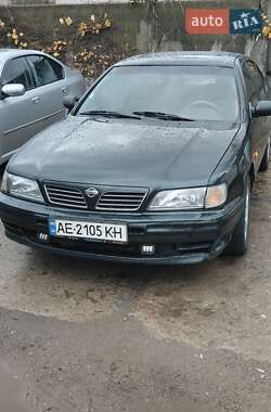 Седан Nissan Maxima 1997 в Дніпрі