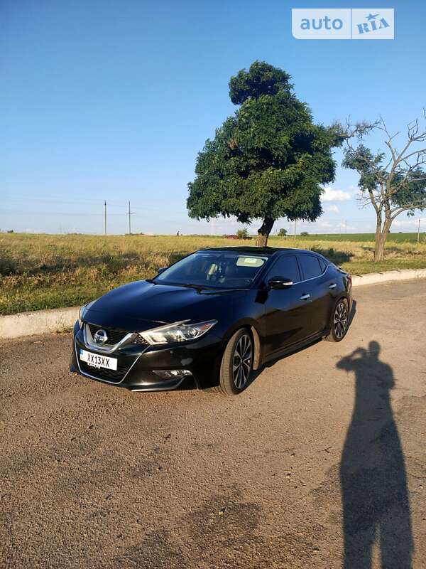 Седан Nissan Maxima 2016 в Днепре