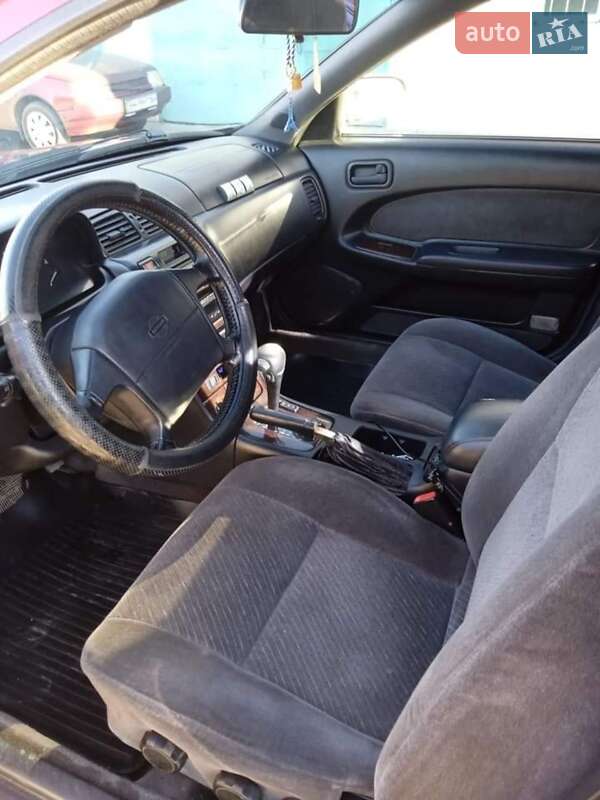 Седан Nissan Maxima 1995 в Сараті фото 7 Седан Nissan Maxima 1995 в Сараті