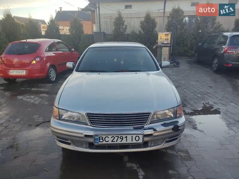 Nissan Maxima 1996