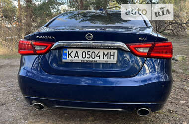 Седан Nissan Maxima 2015 в Киеве