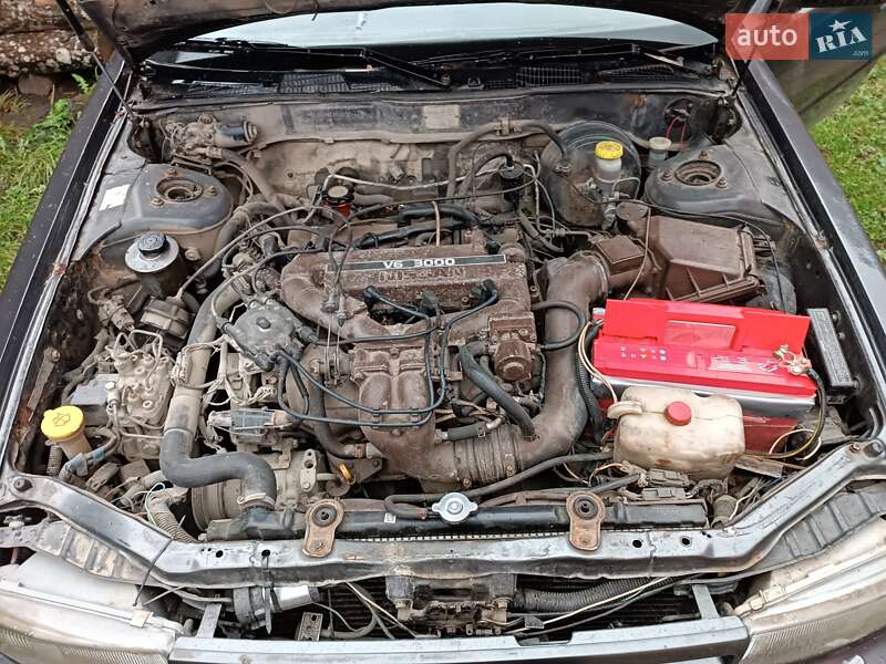 Седан Nissan Maxima 1991 в Рахові