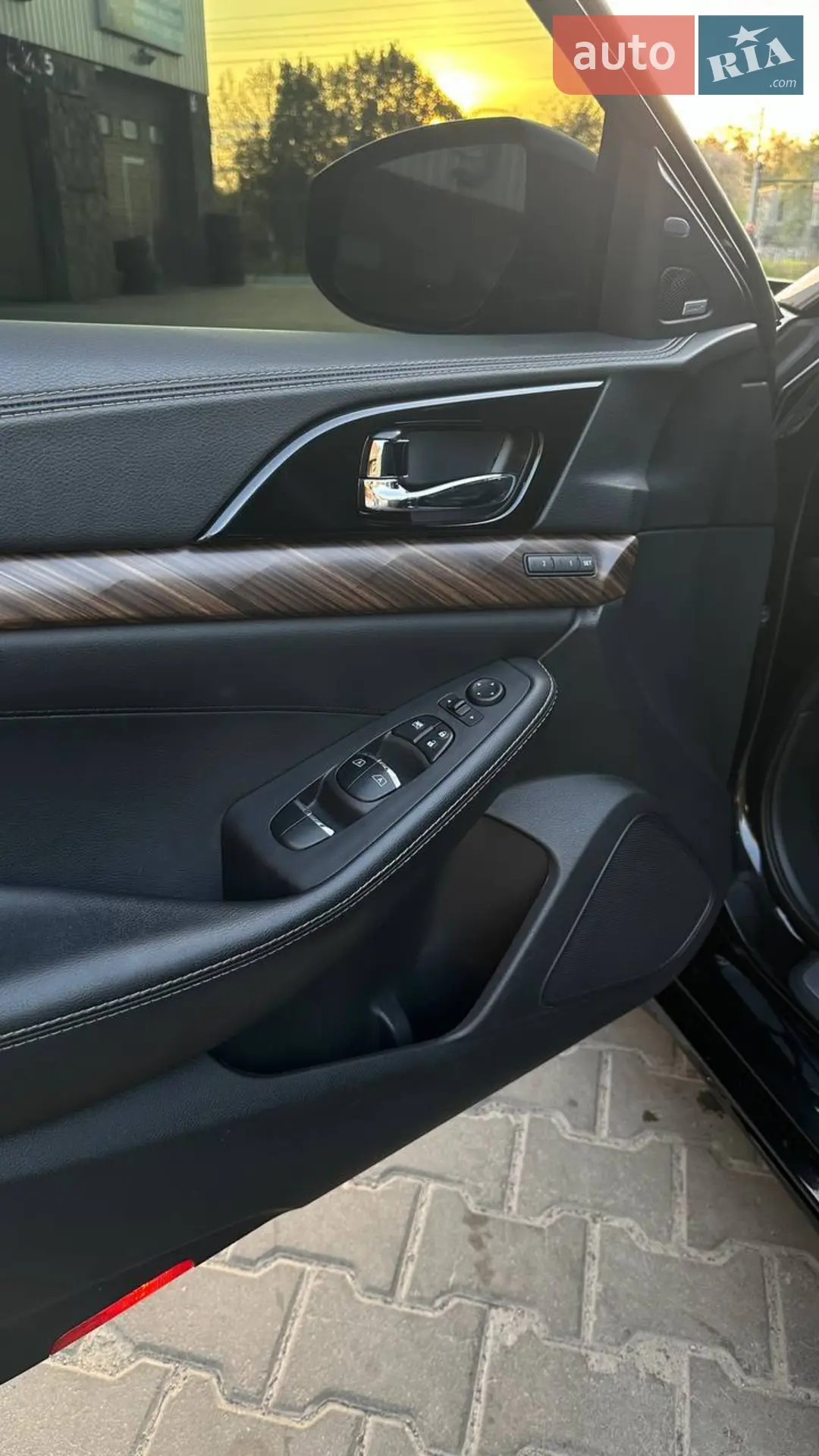 2017 Nissan Maxima - мініатюра 14