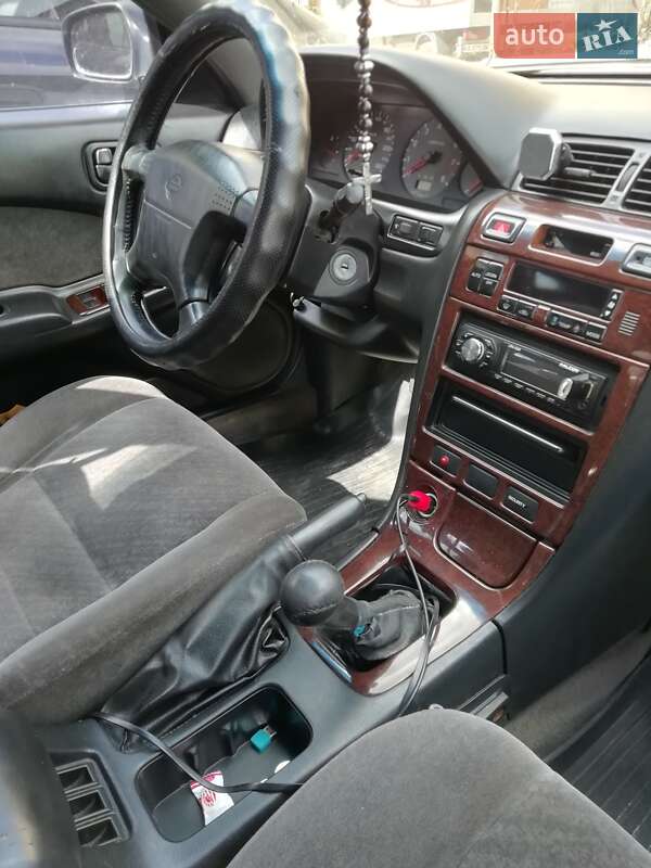 Седан Nissan Maxima 1999 в Киеве фото 4 Седан Nissan Maxima 1999 в Киеве