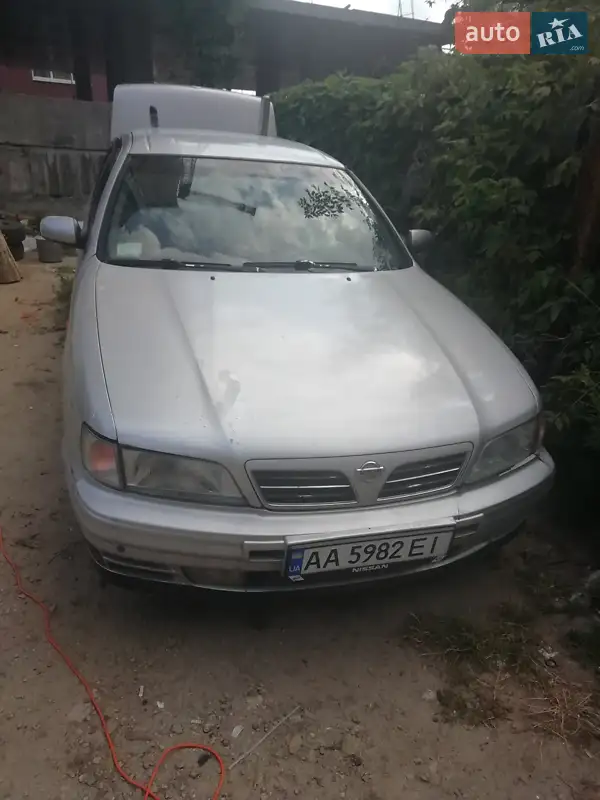 Nissan Maxima 1999