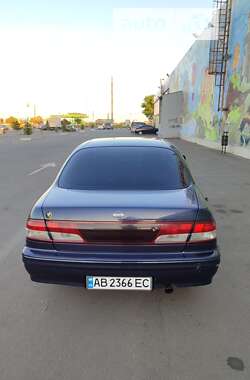 Седан Nissan Maxima 1998 в Одесі