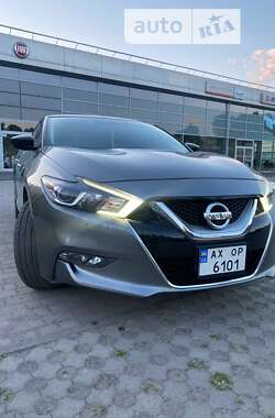 Седан Nissan Maxima 2017 в Павлограде