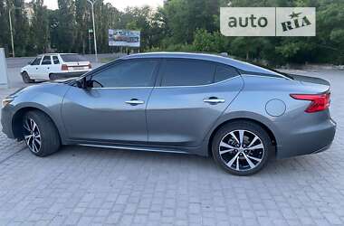 Седан Nissan Maxima 2017 в Павлограде