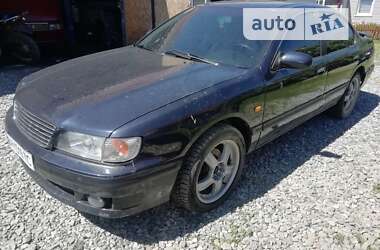 Седан Nissan Maxima 1996 в Ивано-Франковске