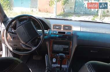 Седан Nissan Maxima 1995 в 