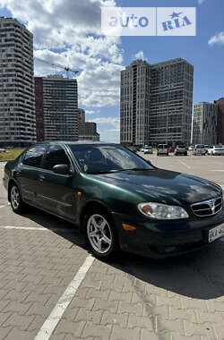 Седан Nissan Maxima 2001 в Києві