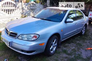 Седан Nissan Maxima 2000 в Дубні