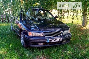 Седан Nissan Maxima 1997 в Одессе