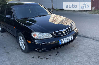 Седан Nissan Maxima 2002 в Днепре