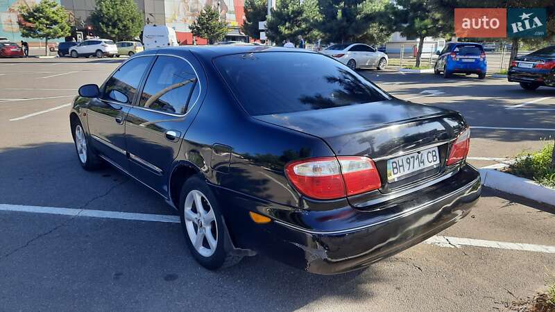 Седан Nissan Maxima 2001 в Одессе