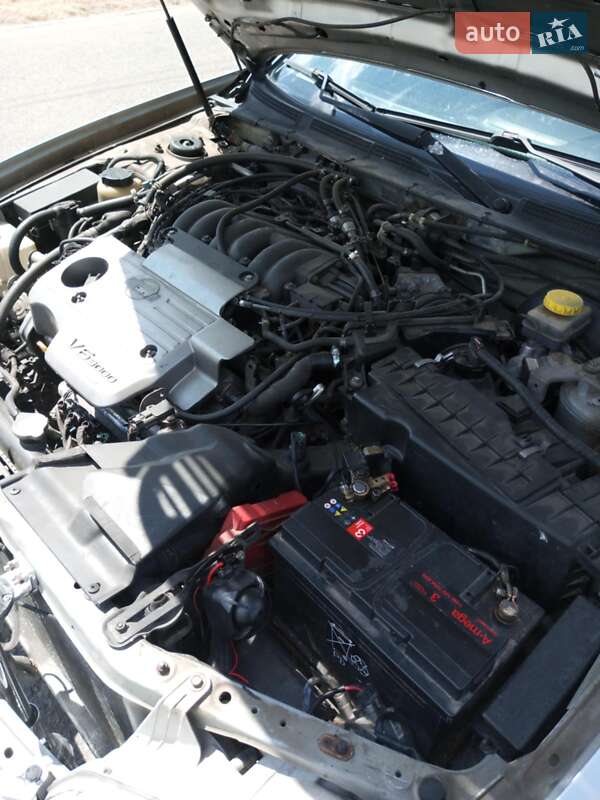 Седан Nissan Maxima 2003 в Первомайську