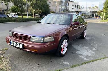 Седан Nissan Maxima 1992 в Одесі